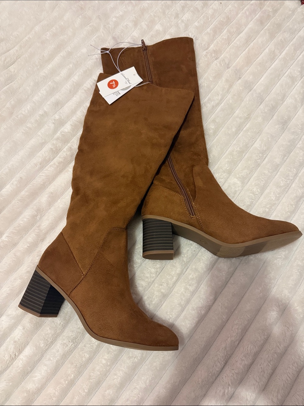 Universal Threads | Marlee Brown / Cognac Suede Mid-Calf Block Heel Boots - 7.5